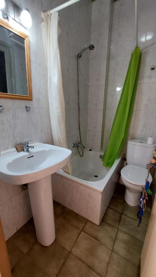 Pension Suiza Reus Extérieur photo