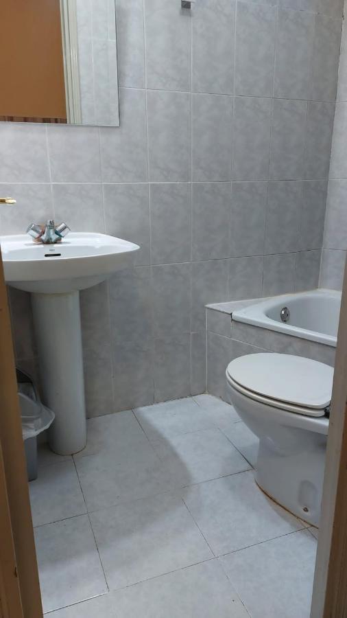 Pension Suiza Reus Extérieur photo