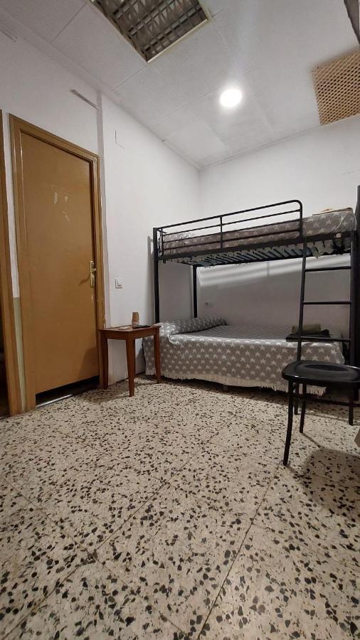 Pension Suiza Reus Extérieur photo