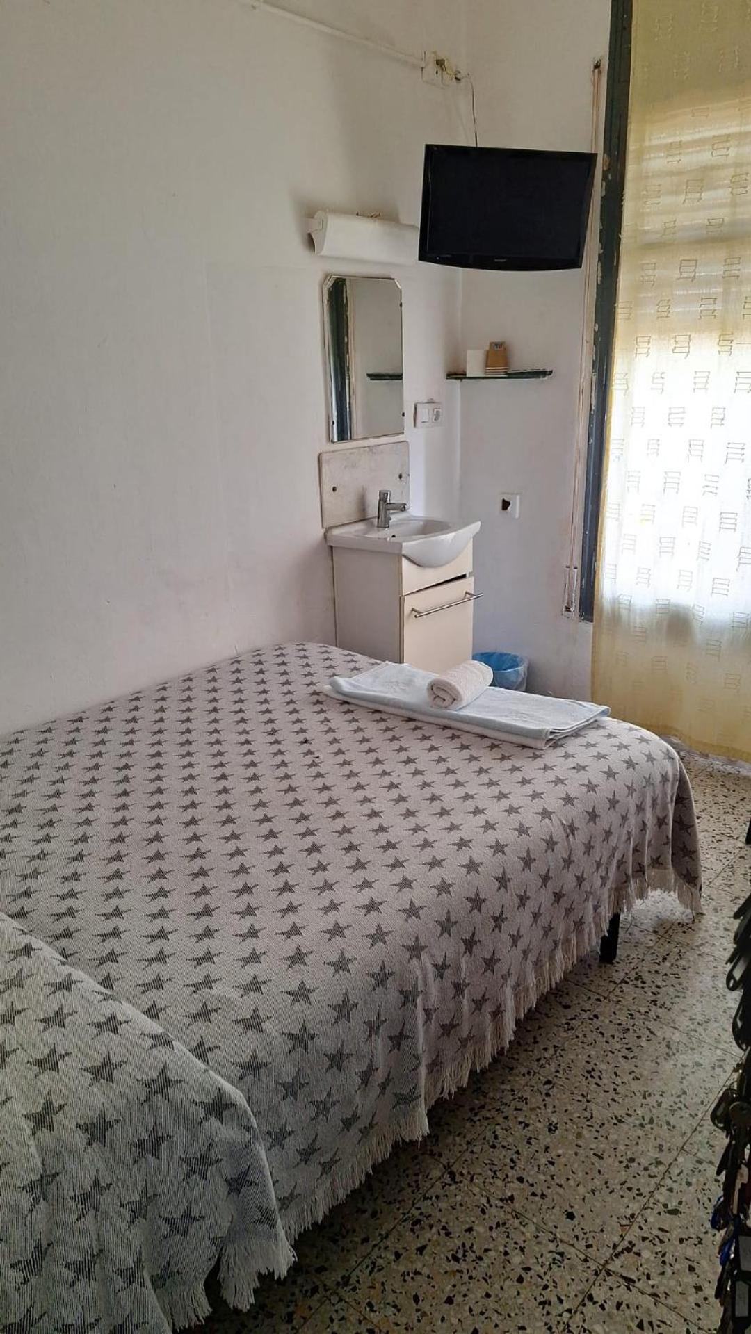 Pension Suiza Reus Extérieur photo